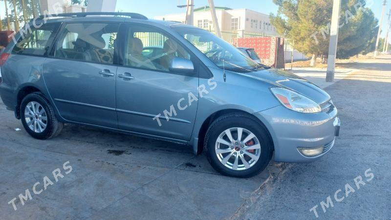 Toyota Sienna 2004 - 200 000 TMT - Dänew - img 2