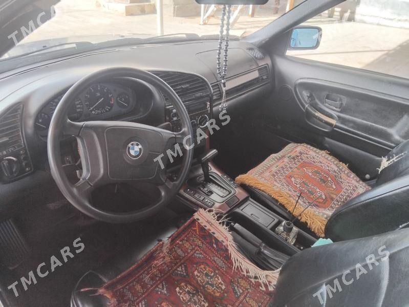 BMW 320 1995 - 22 000 TMT - Sarahs - img 8