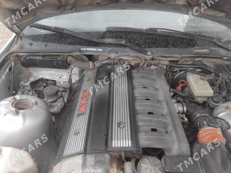 BMW 320 1995 - 22 000 TMT - Sarahs - img 10