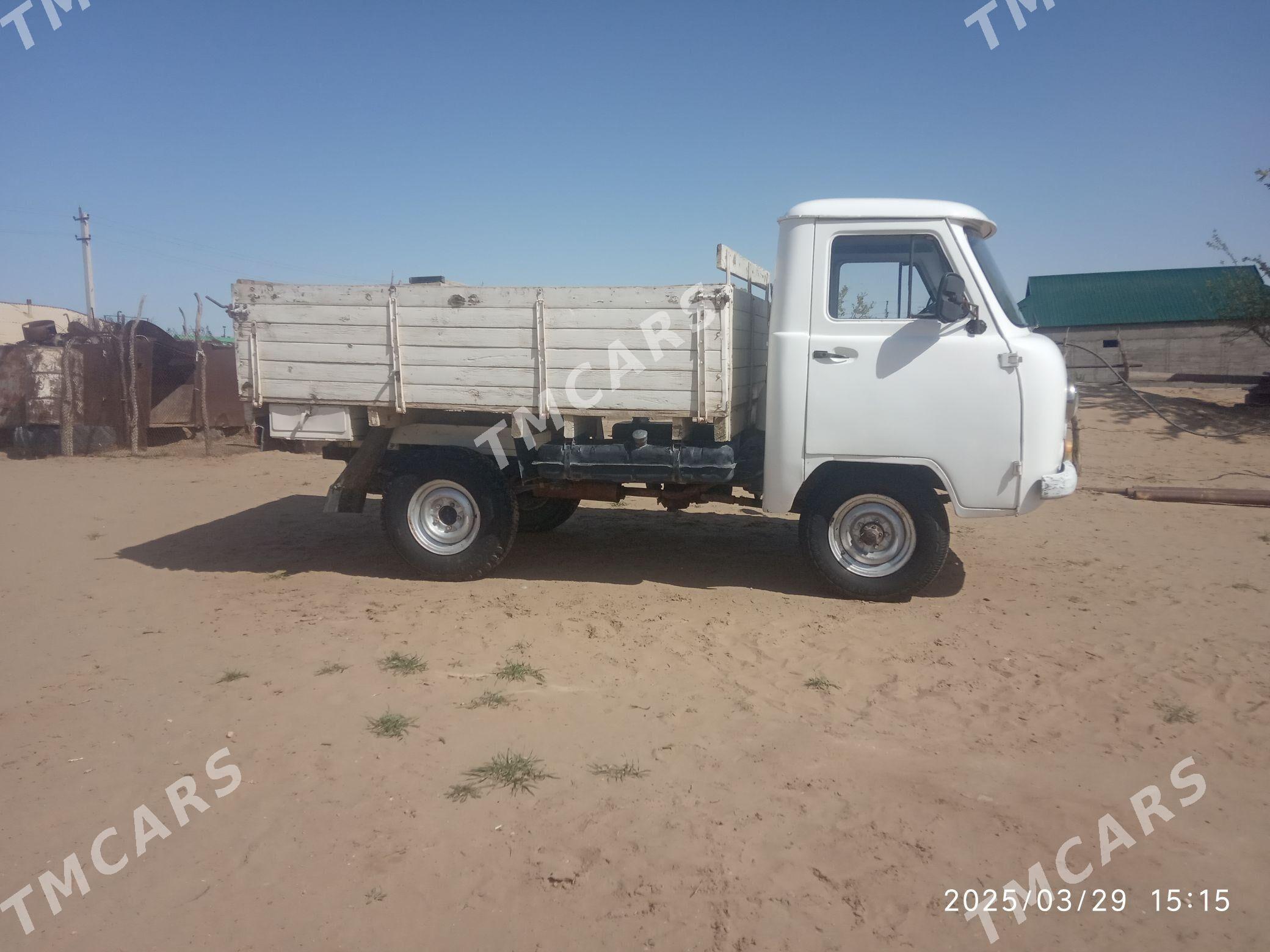 UAZ 452 1998 - 78 000 TMT - Ак-Бугдайский этрап - img 3
