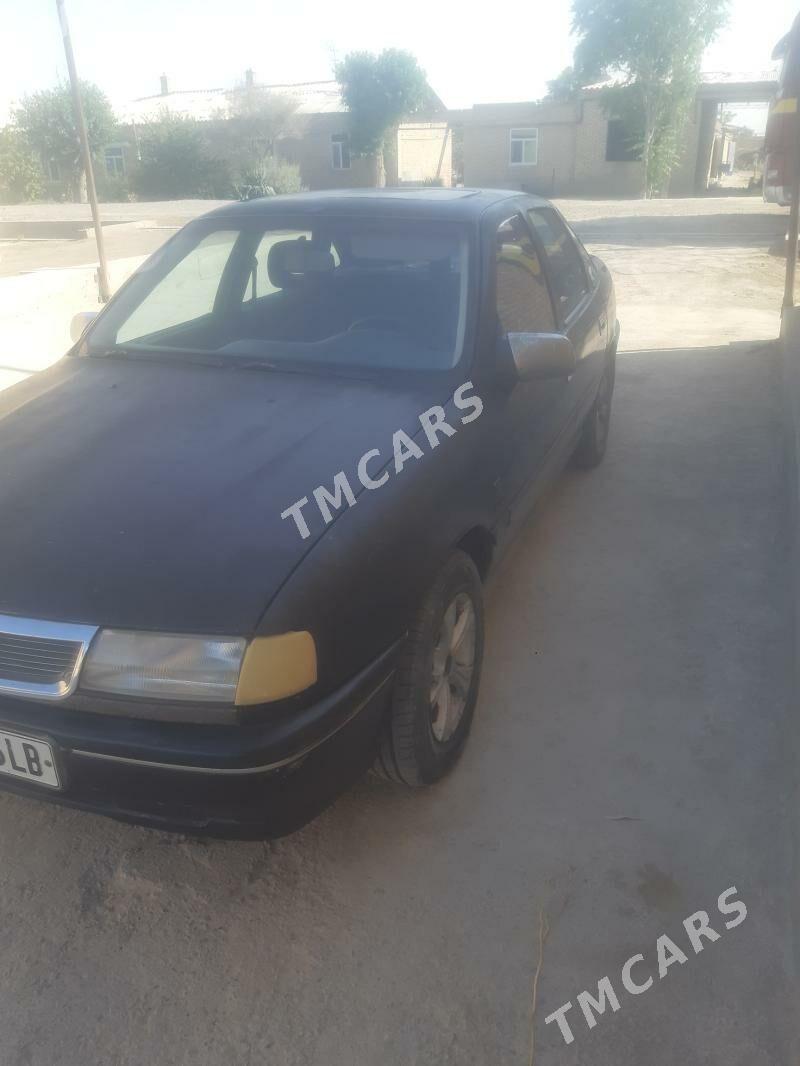 Opel Vectra 1992 - 26 000 TMT - Sakar - img 3