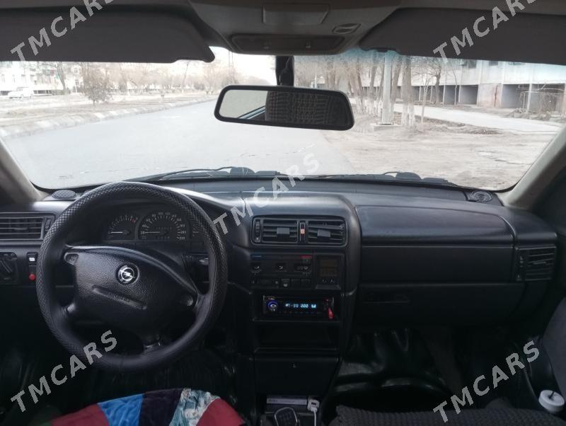 Opel Vectra 1991 - 30 000 TMT - Murgap - img 2