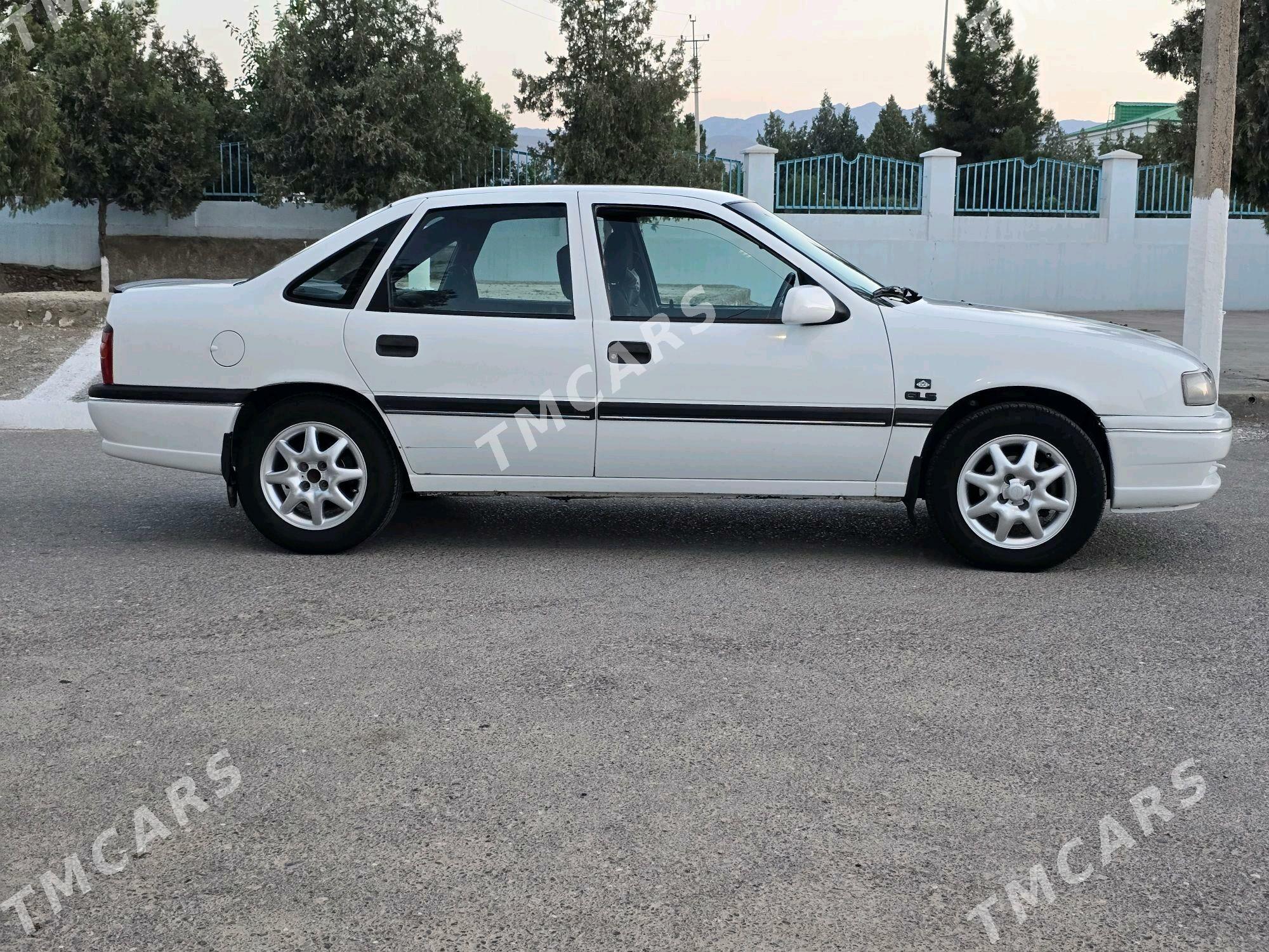 Opel Vectra 1994 - 54 000 TMT - Бахарден - img 9