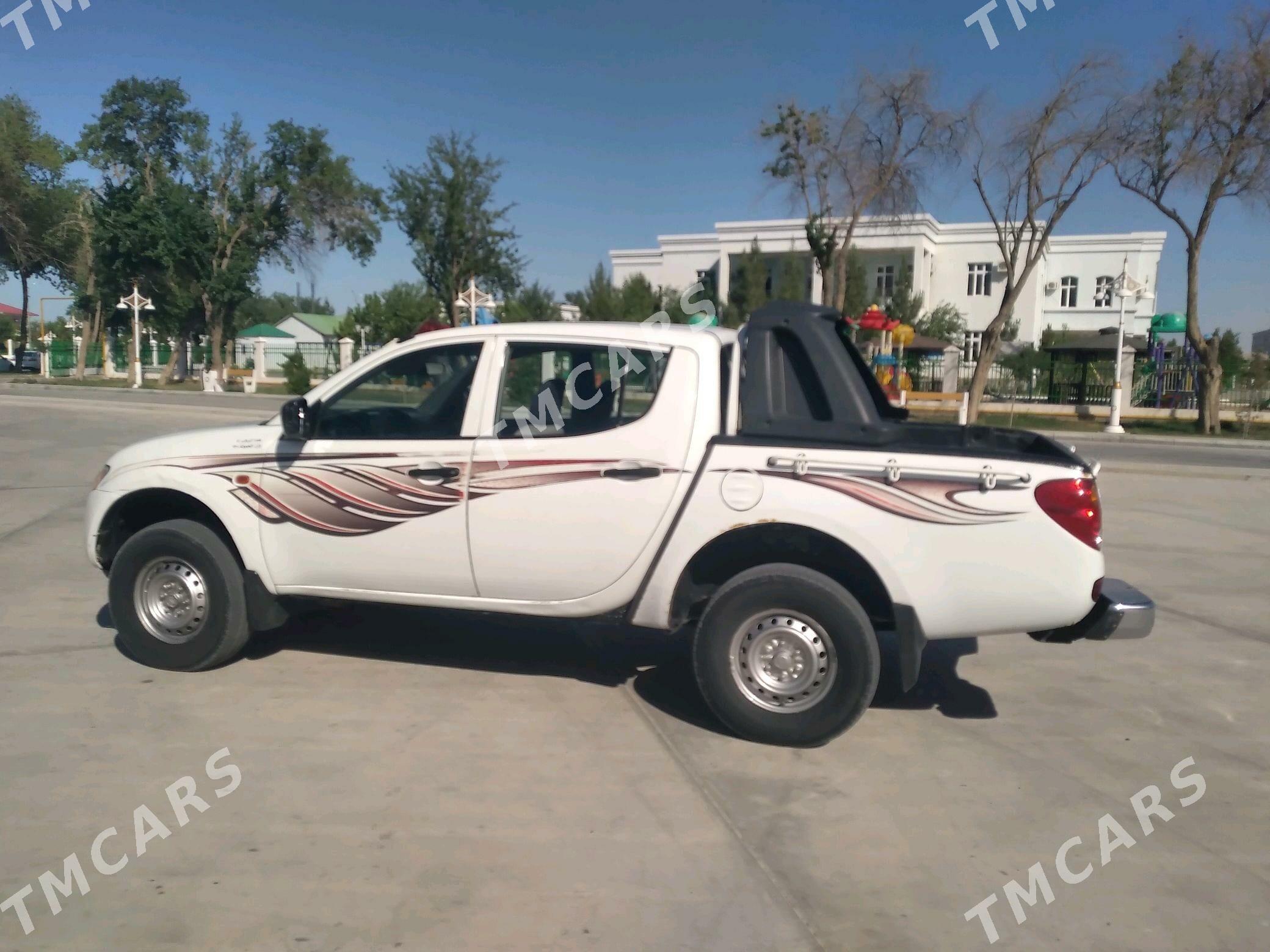 Mitsubishi L200 2008 - 150 000 TMT - Мары - img 4