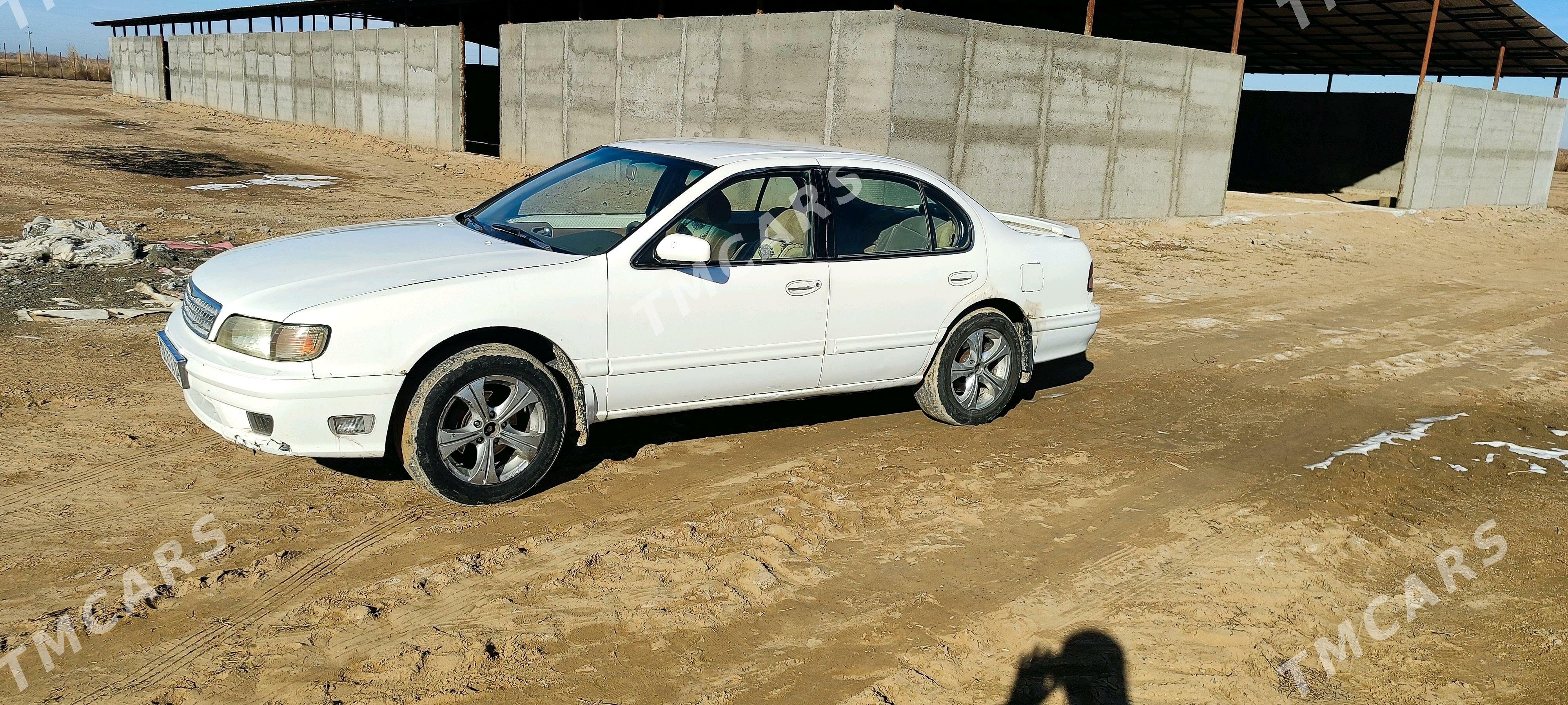 Nissan Maxima 1998 - 46 000 TMT - Акдепе - img 2