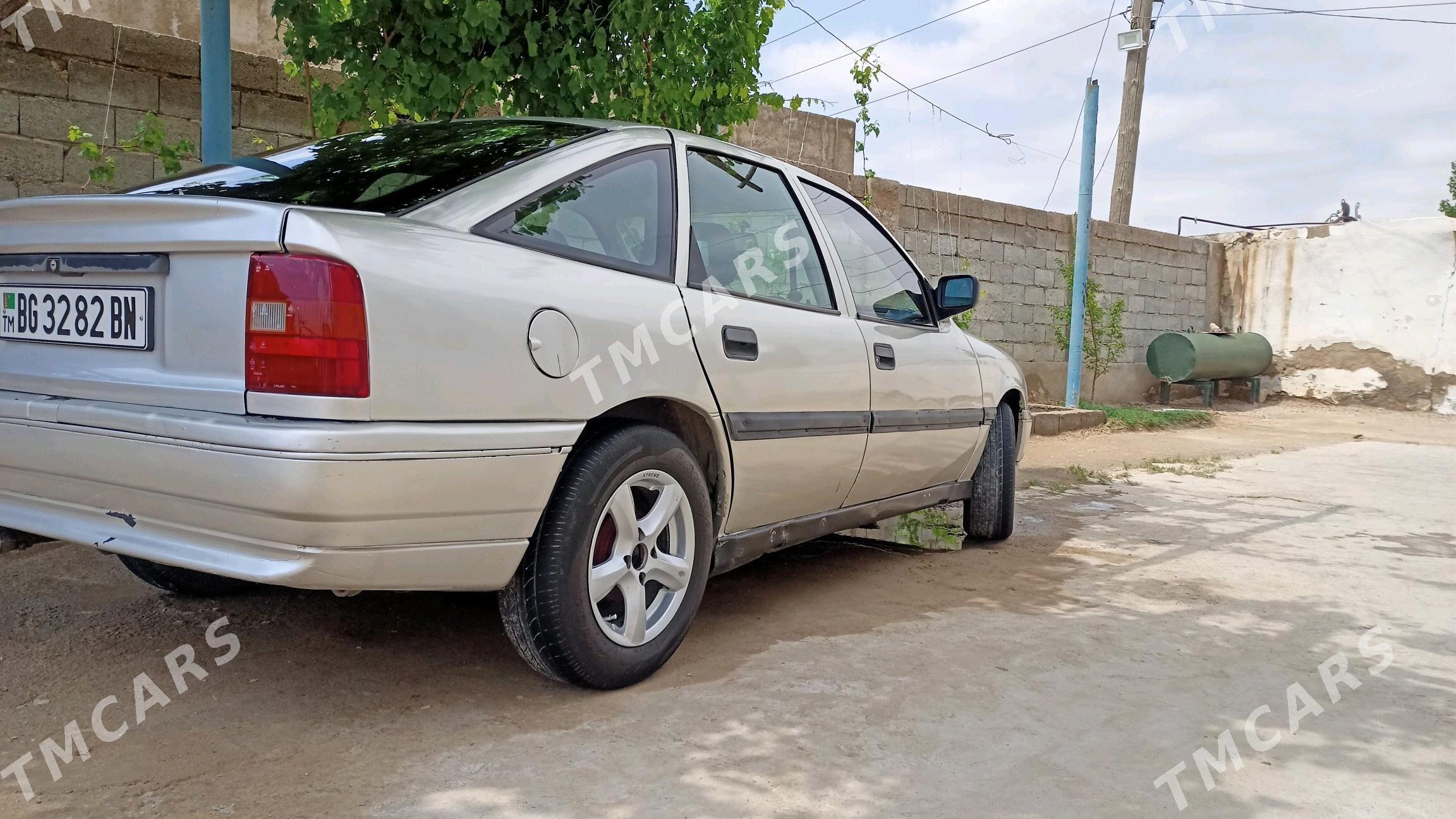Opel Vectra 1992 - 26 000 TMT - Balkanabat - img 6