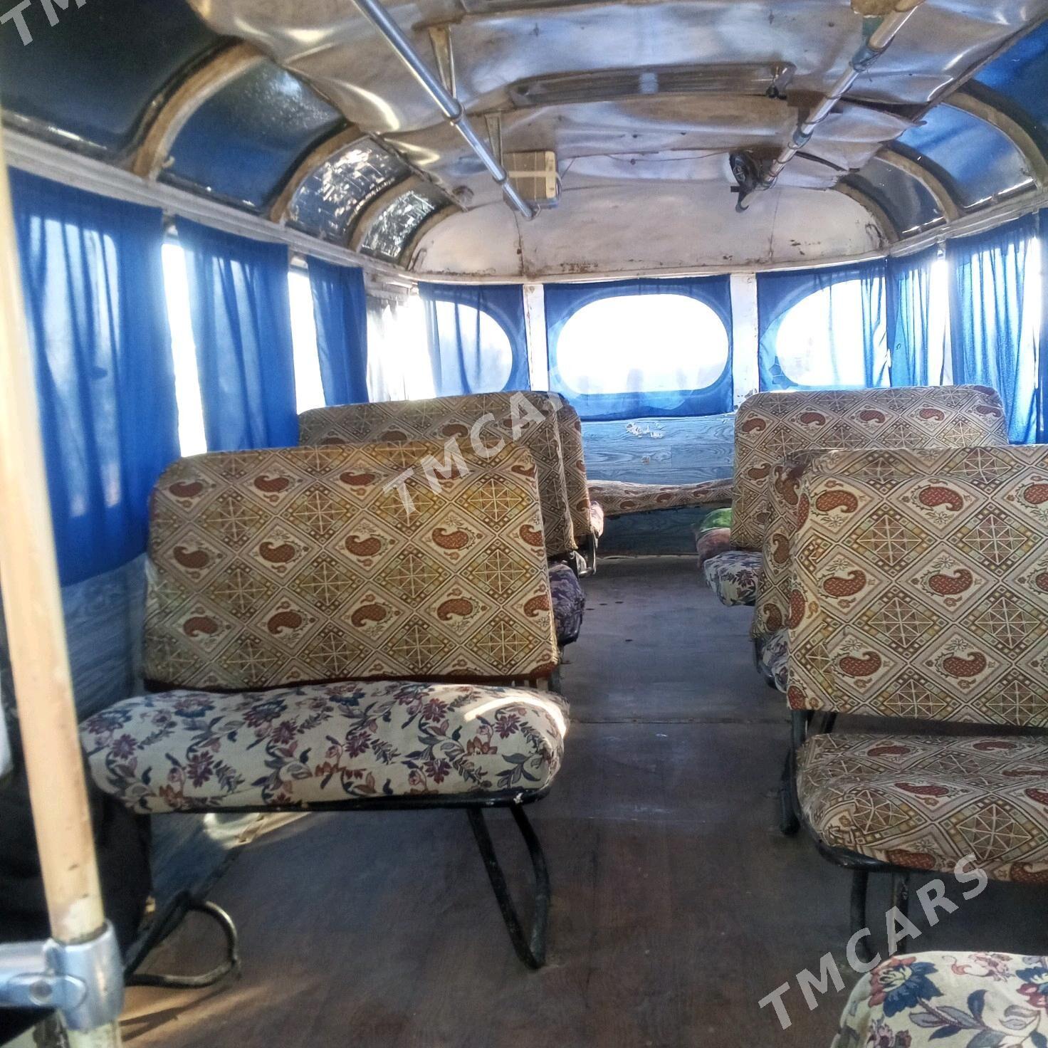 ПАЗ 3203 1980 - 70 000 TMT - Kaka - img 2