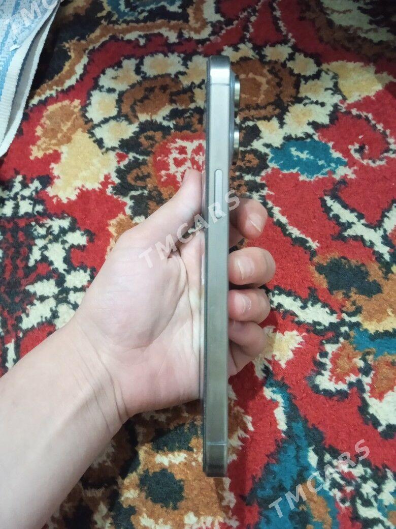 iphon 15 pro - Мир 7 - img 4