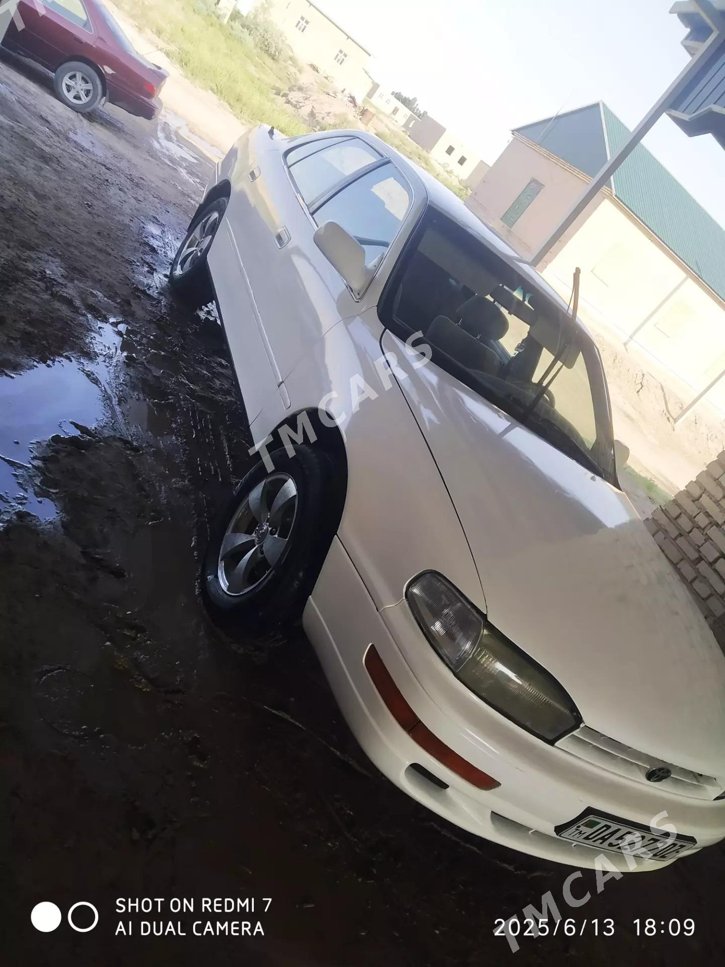 Toyota Camry 1996 - 75 000 TMT - Köneürgenç - img 4