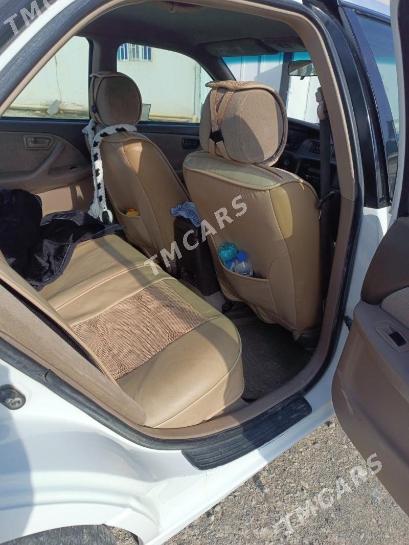 Toyota Camry 1999 - 125 000 TMT - Gyzylarbat - img 4