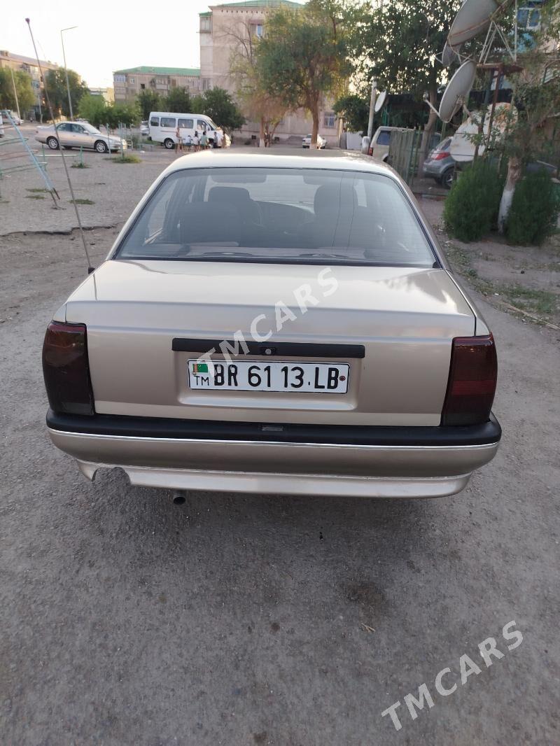 Opel Omega 1992 - 21 000 TMT - Туркменабат - img 5