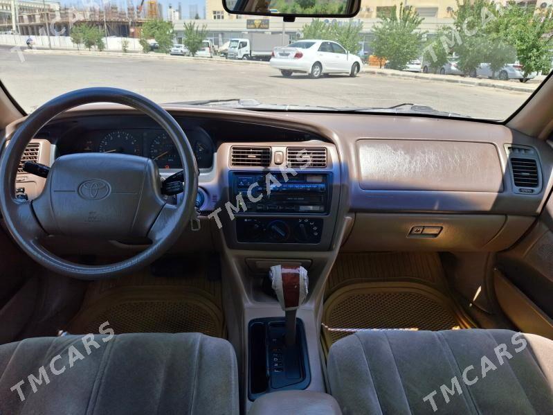 Toyota Avalon 1997 - 128 000 TMT - Мары - img 8