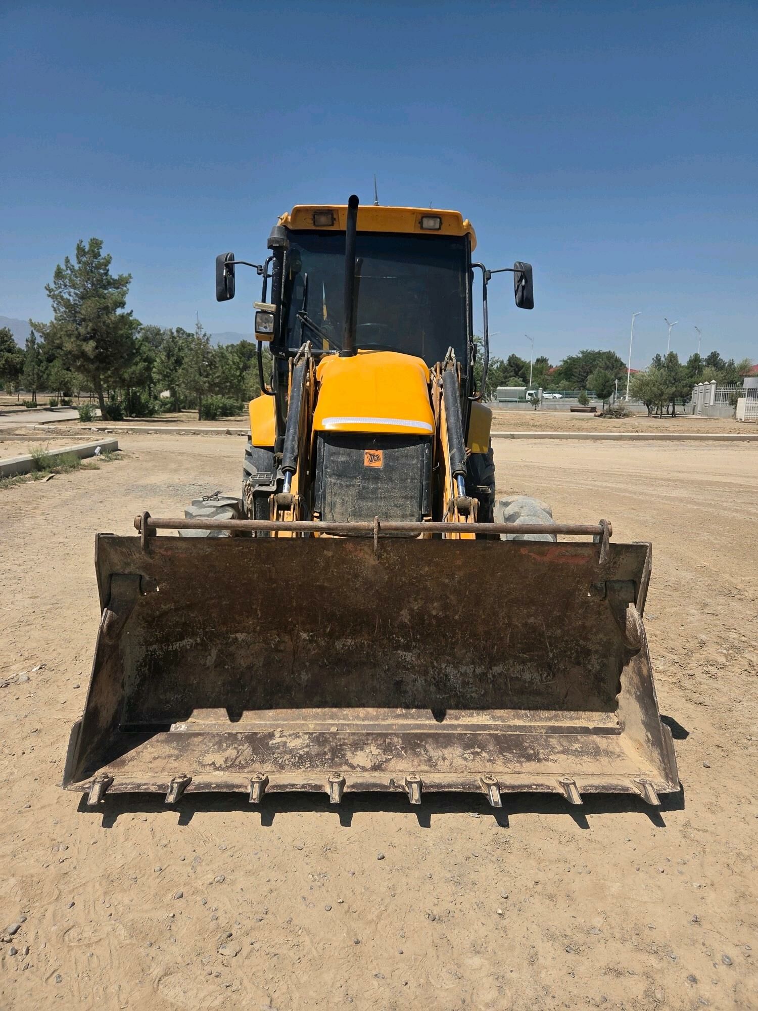 JCB 3CX ECO 2007 - 500 000 TMT - Бедев - img 7