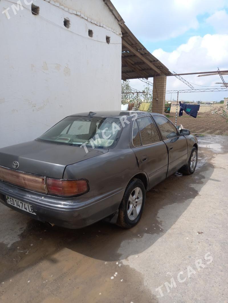 Toyota Camry 1992 - 29 000 TMT - Kerki - img 3