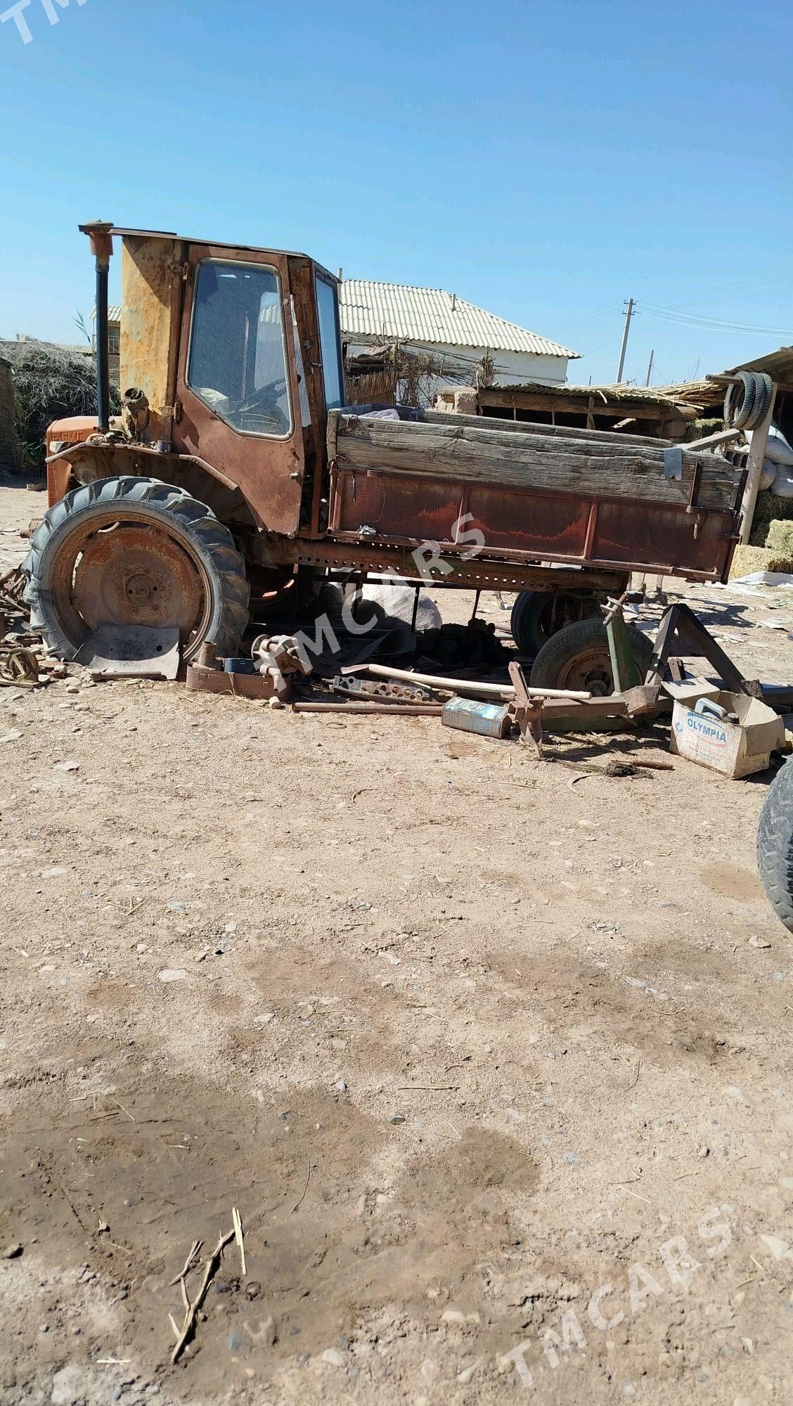 MTZ T-28 1984 - 18 000 TMT - Tejen - img 6