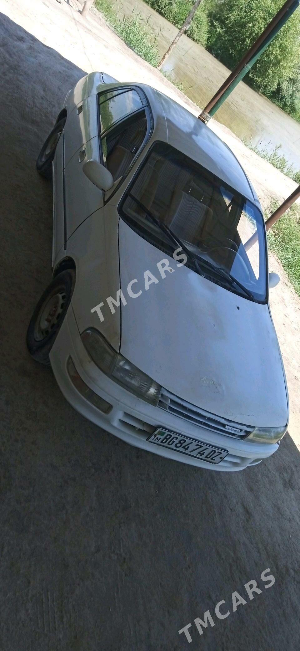 Toyota Carina 1993 - 35 000 TMT - Gubadag - img 5