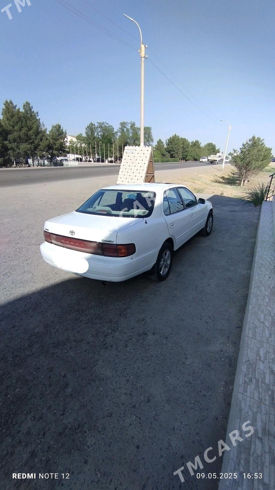 Toyota Camry 1994 - 68 000 TMT - Мары - img 5