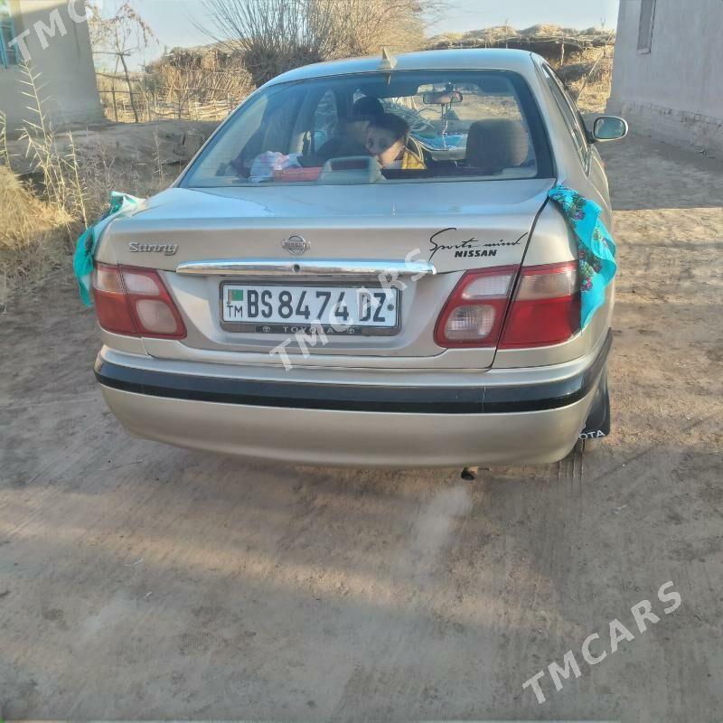 Nissan Sunny 2002 - 40 000 TMT - Гороглы (Тагта) - img 2