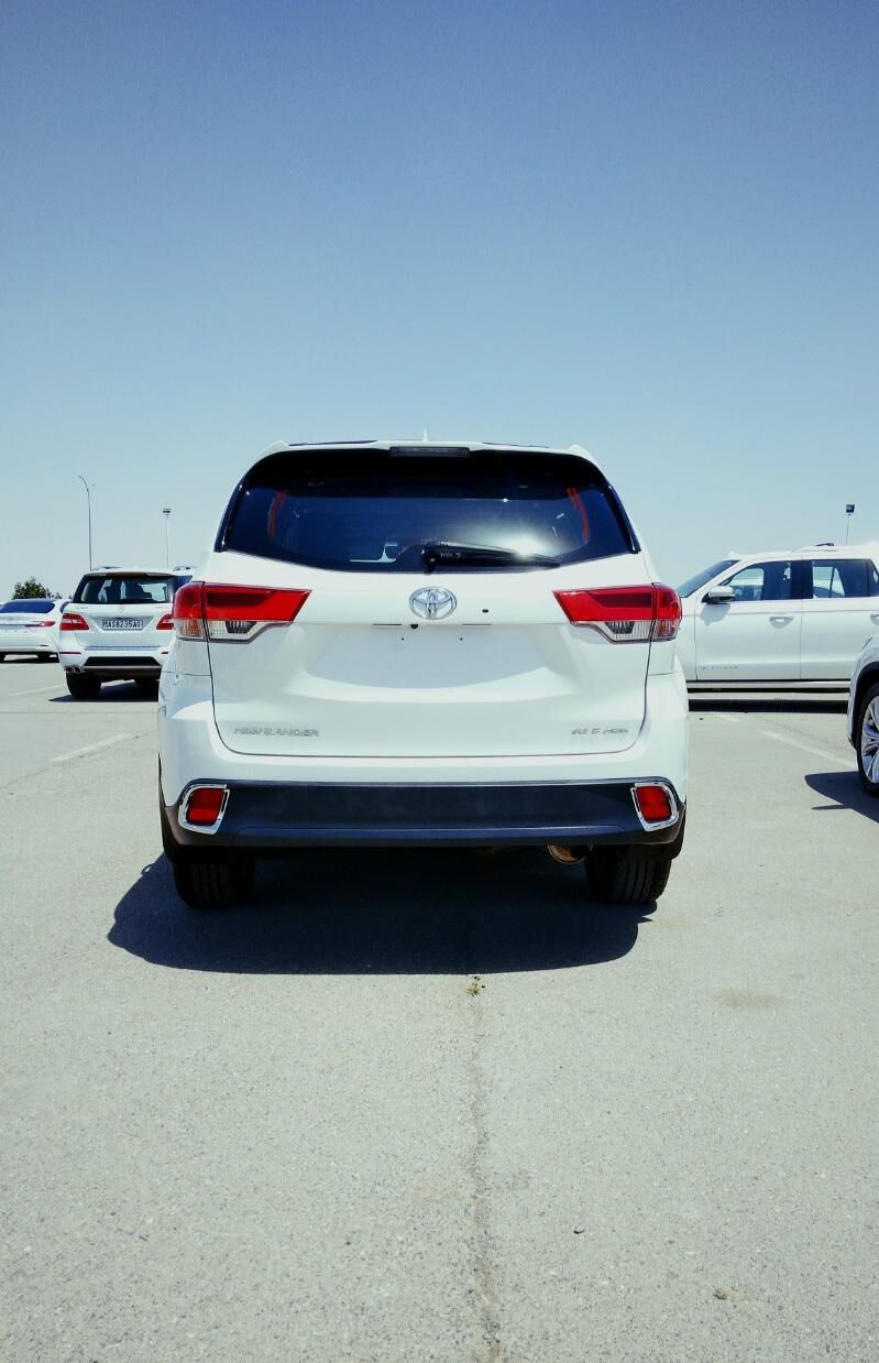 Toyota Highlander 2019 - 500 000 TMT - Мары - img 3