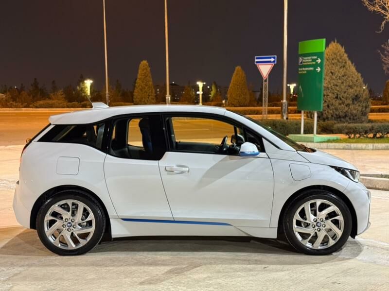 BMW i3 2015 - 580 000 TMT - Ашхабад - img 5