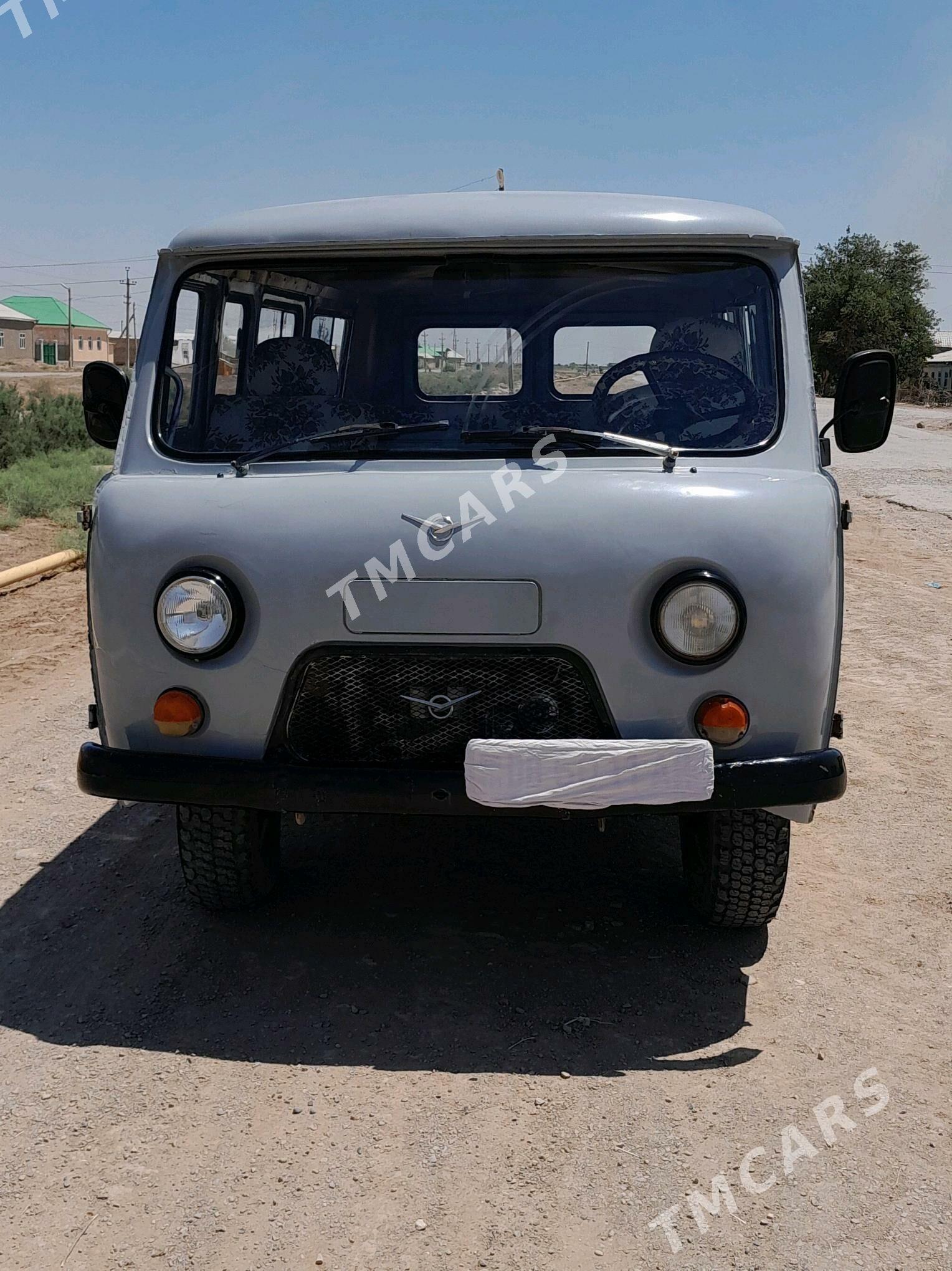 UAZ Profi 1998 - 28 000 TMT - Теджен - img 3