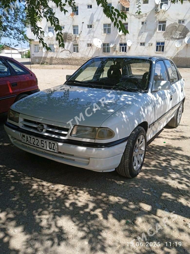 Opel Astra 1993 - 33 000 TMT - Дашогуз - img 5