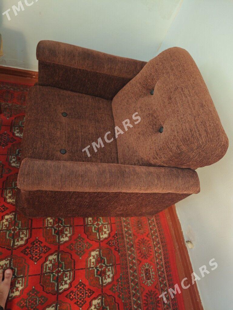 diwan troýka - Aşgabat - img 2