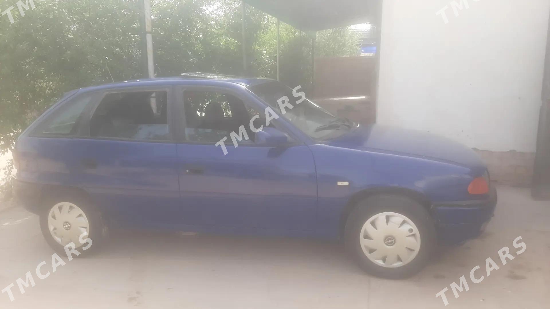 Opel Astra 1996 - 30 000 TMT - Дашогуз - img 3