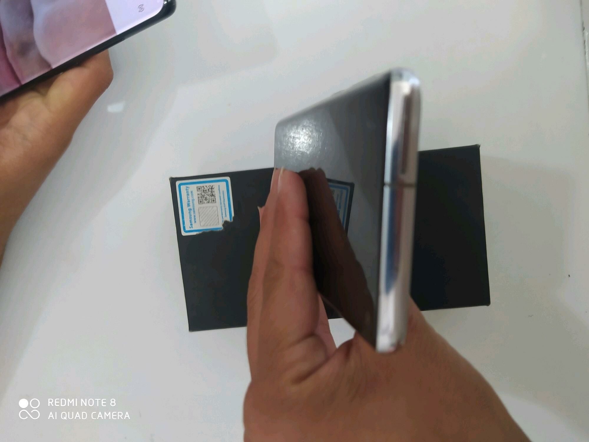SAMSUNG ES 10 - Mary - img 2