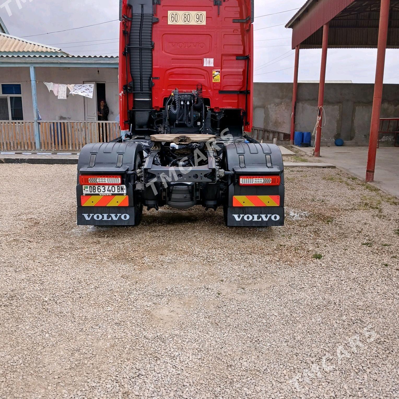 Volvo FM 550 2018 - 1 280 000 TMT - Esenguly - img 1