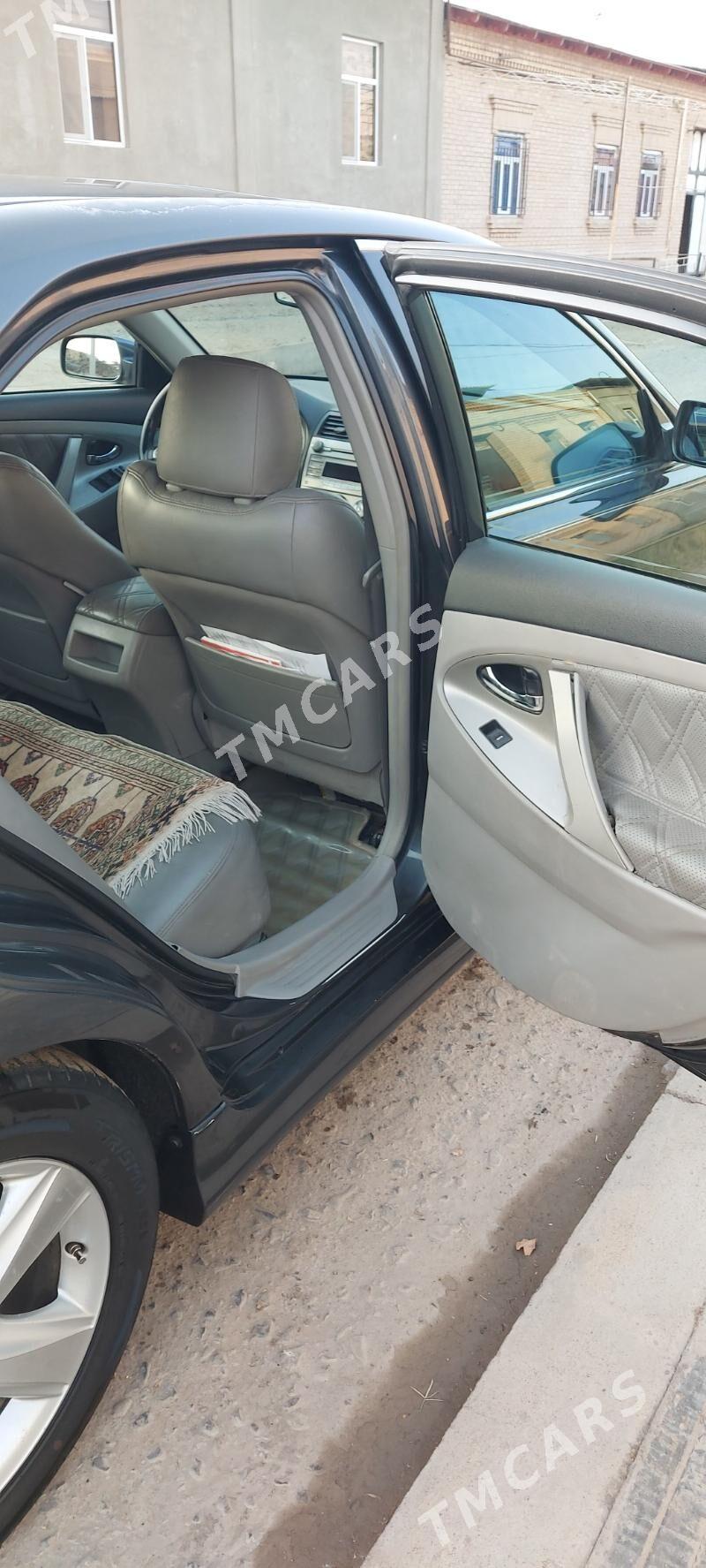 Toyota Camry 2010 - 190 000 TMT - Türkmenabat - img 2