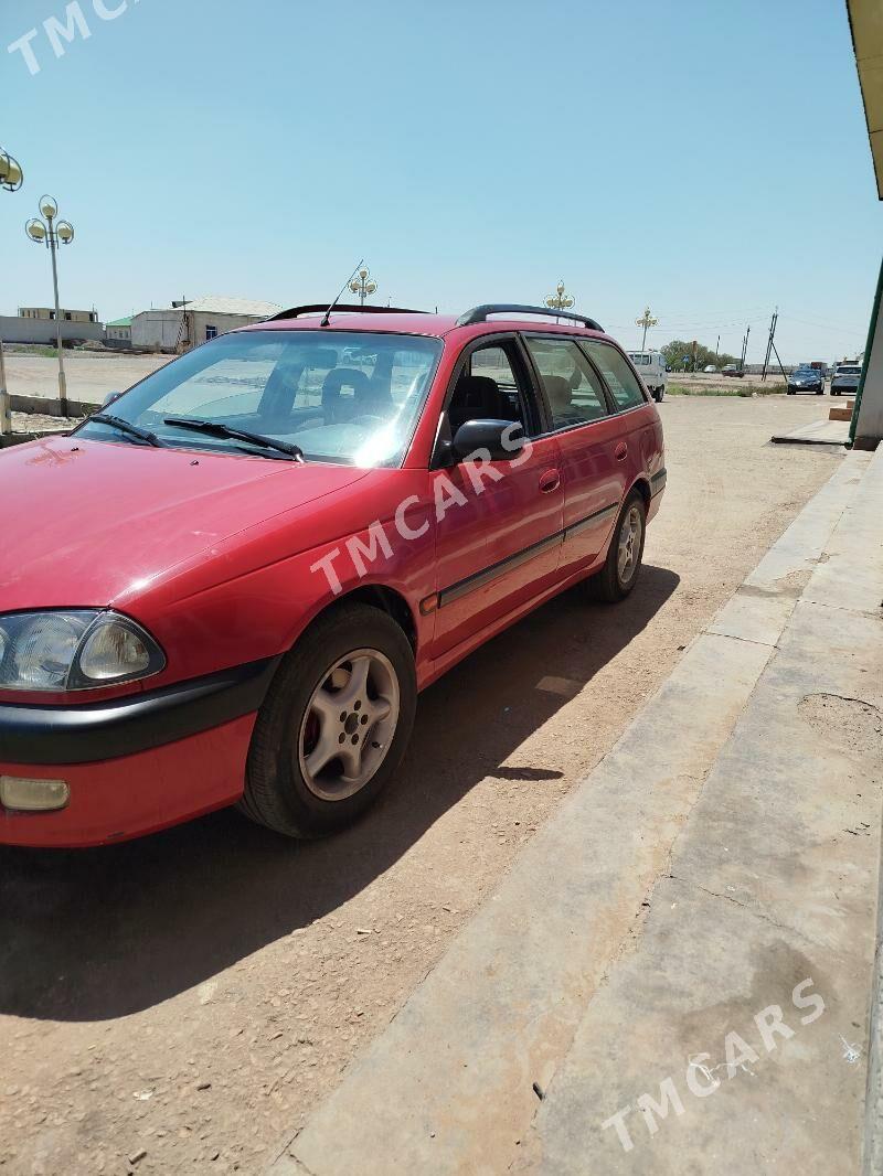 Toyota Avensis 1999 - 90 000 TMT - Дашогуз - img 2