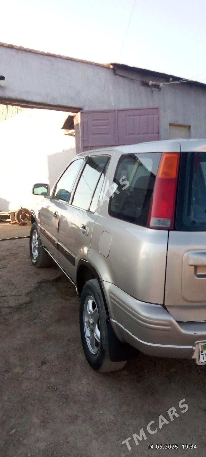 Honda CR-V 1998 - 50 000 TMT - Gubadag - img 3