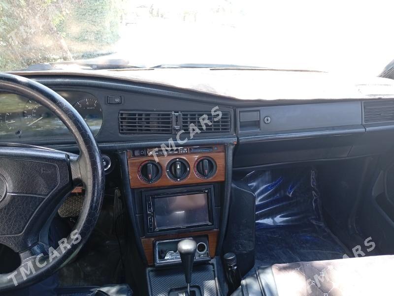 Mercedes-Benz 190E 1990 - 35 000 TMT - Теджен - img 5