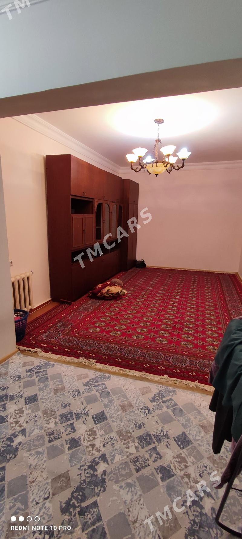 Dosaf mir koce 4/1 etaź 3 kom - Досааф - img 6
