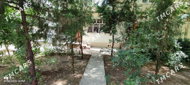Dosaf mir koce 4/1 etaź 3 kom - Досааф - img 10