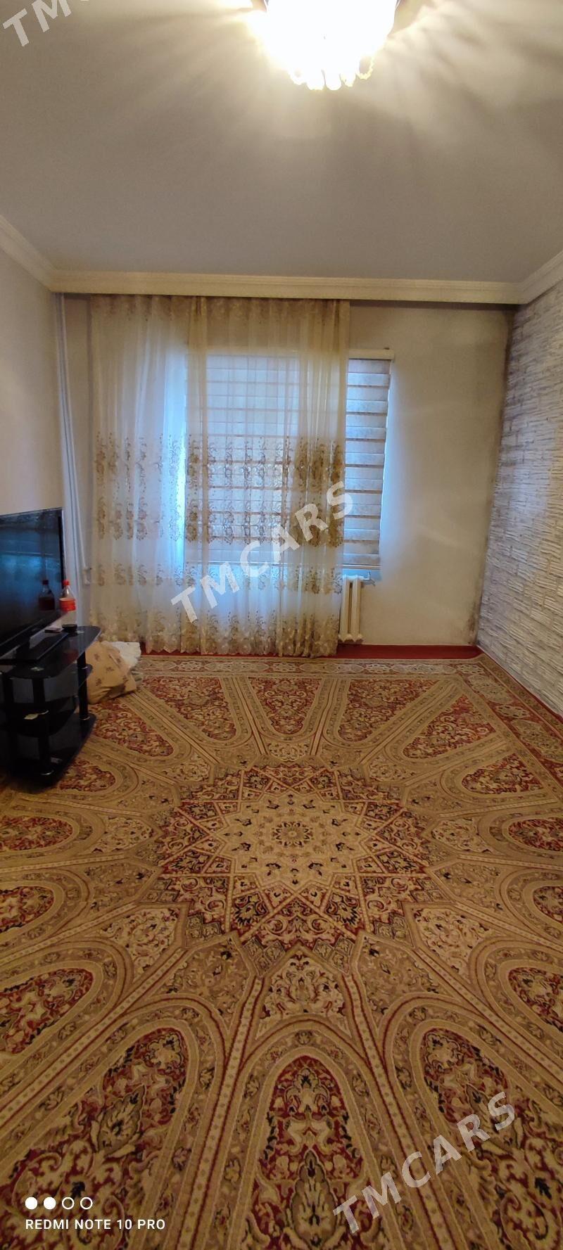 Dosaf mir koce 4/1 etaź 3 kom - Досааф - img 9