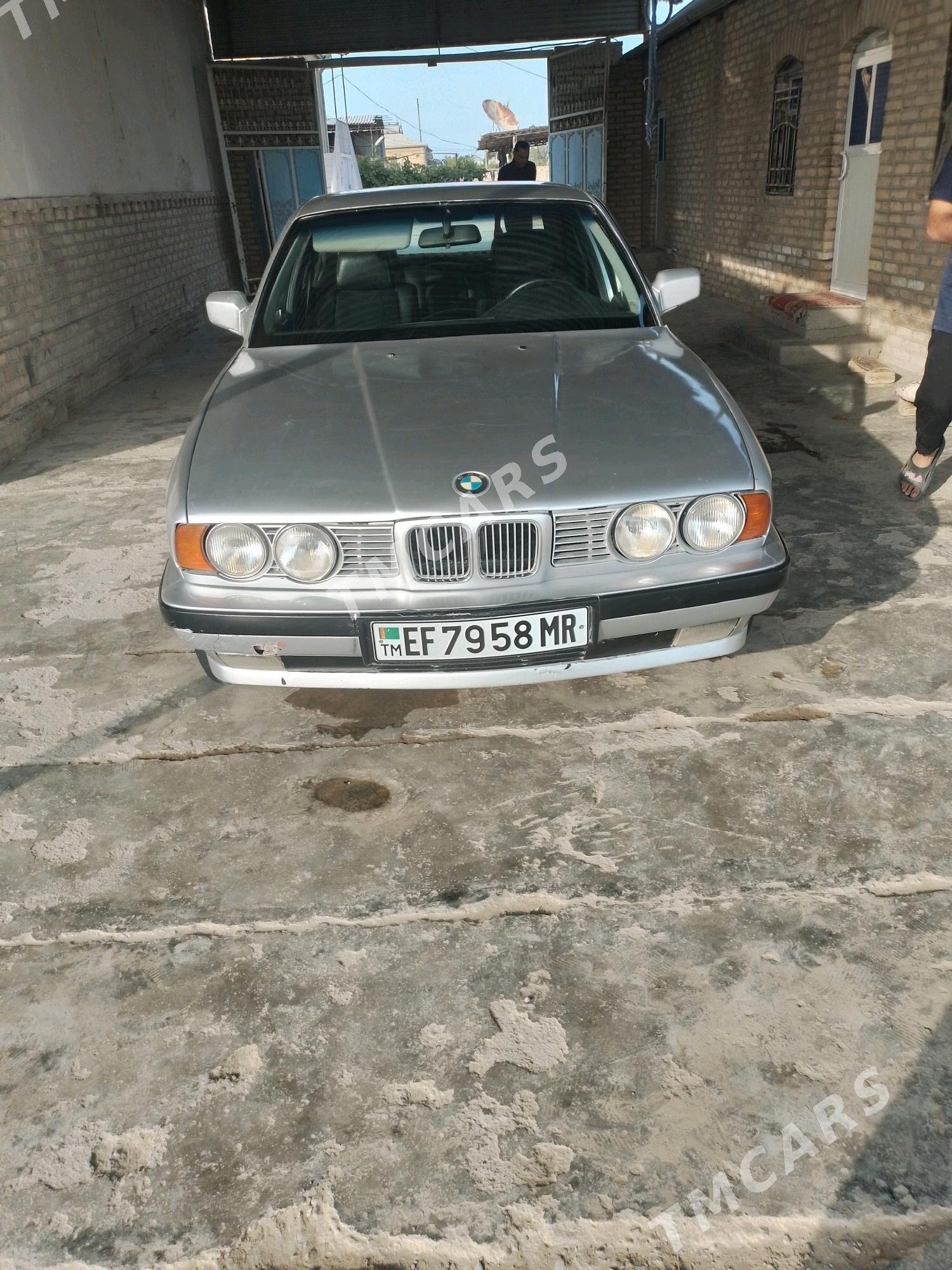 BMW 520 1990 - 50 000 TMT - Векильбазар - img 4