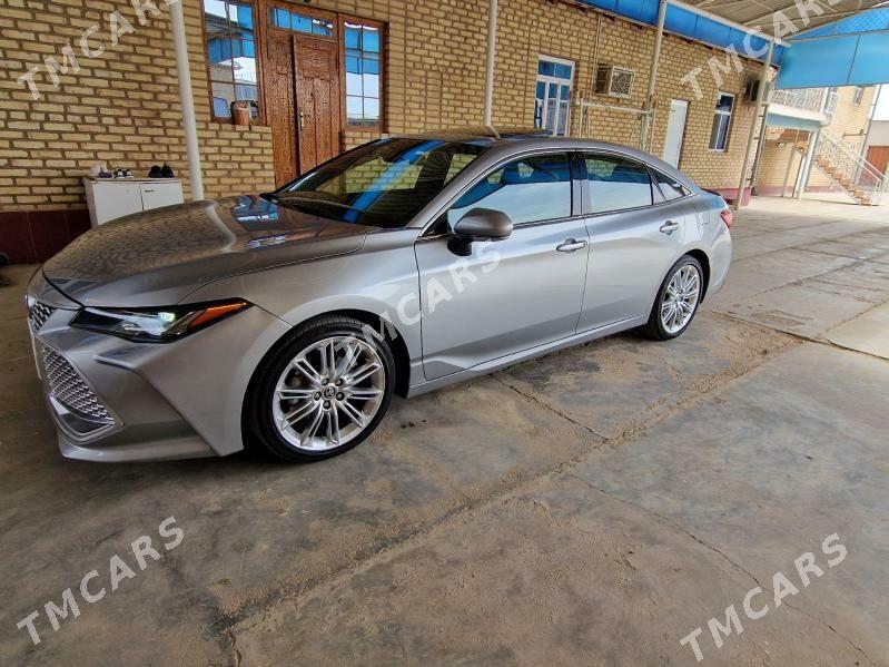 Toyota Avalon 2021 - 410 000 TMT - Серахс - img 7