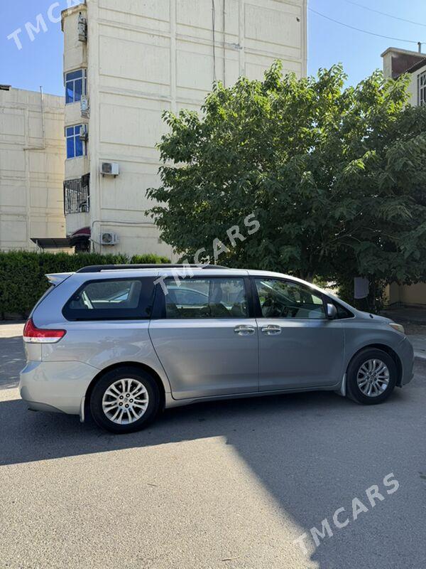 Toyota Sienna 2014 - 315 000 TMT - Aşgabat - img 5