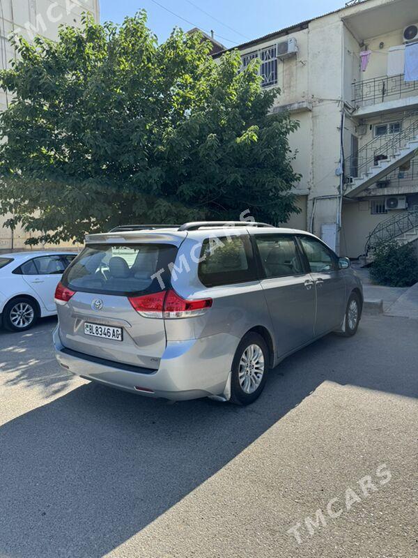 Toyota Sienna 2014 - 315 000 TMT - Aşgabat - img 4