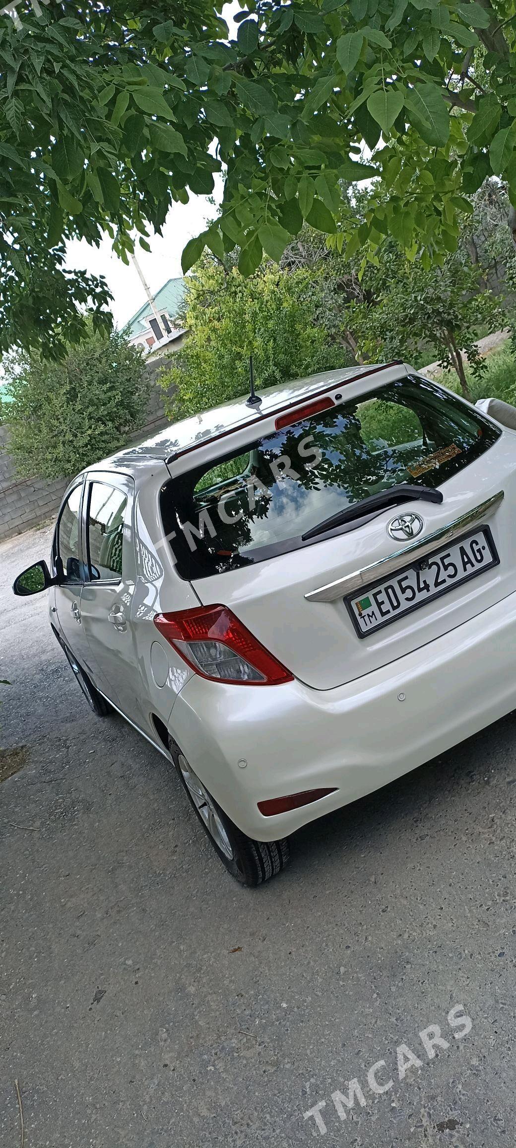 Toyota Yaris 2012 - 129 000 TMT - Ашхабад - img 3
