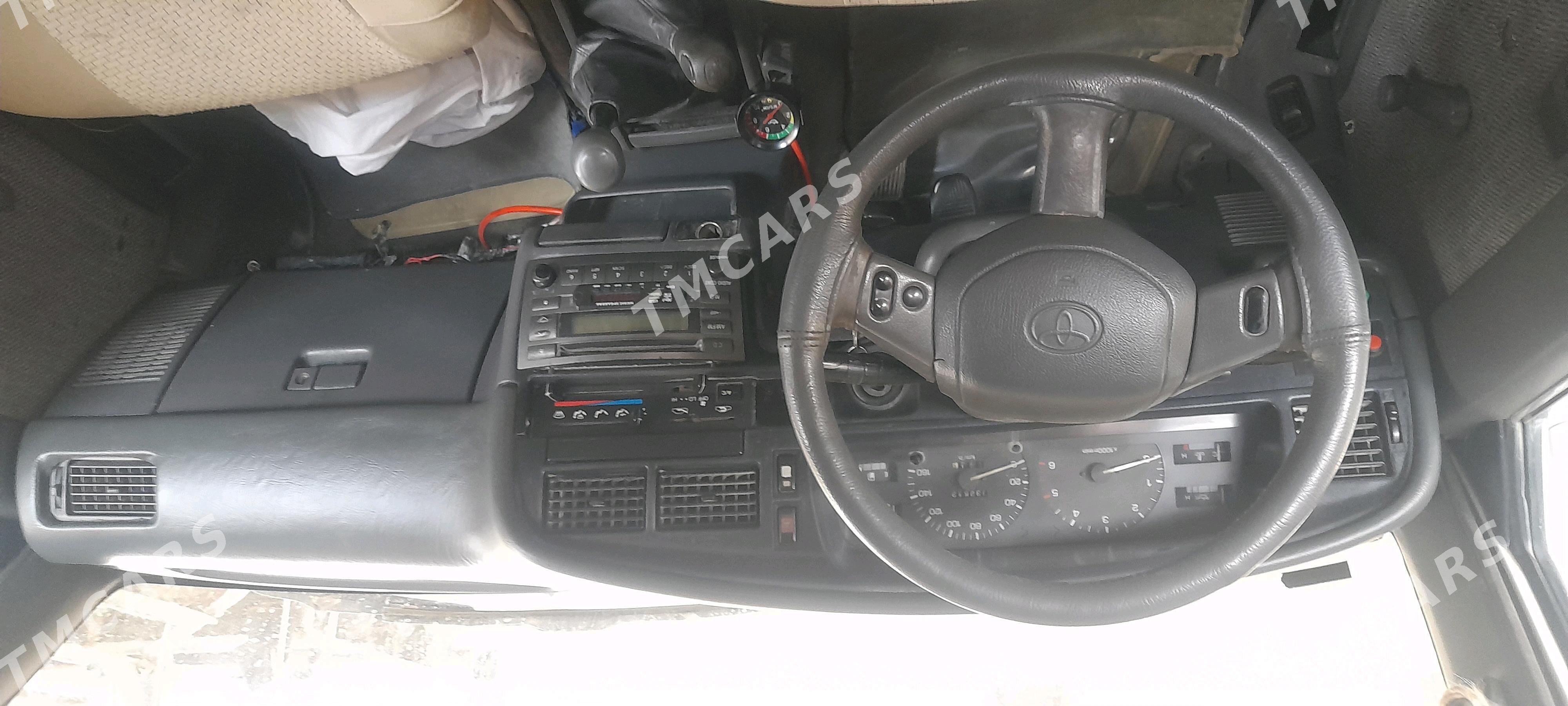 Toyota Hilux 1993 - 50 000 TMT - Balkanabat - img 4