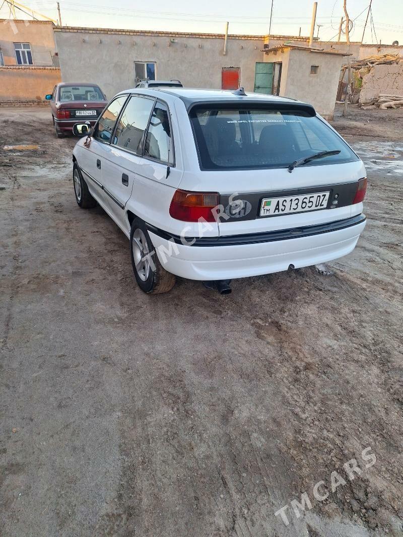 Opel Astra 1995 - 40 000 TMT - Дашогуз - img 2