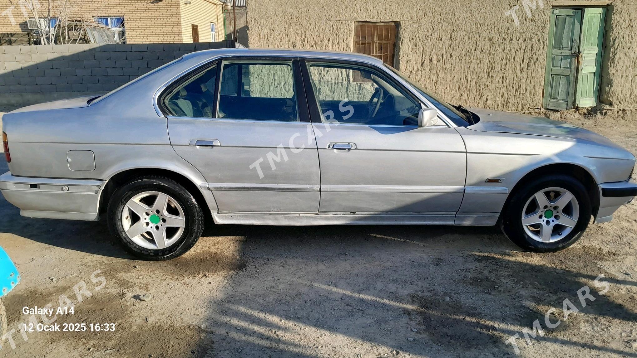 BMW 525 1990 - 28 000 TMT - Бахарден - img 2