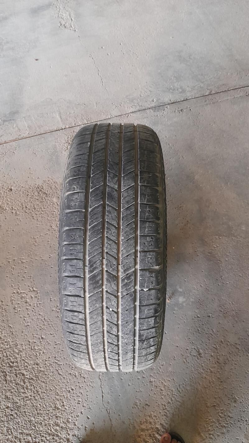235/55/20R 2 500 TMT - Çärjew - img 2