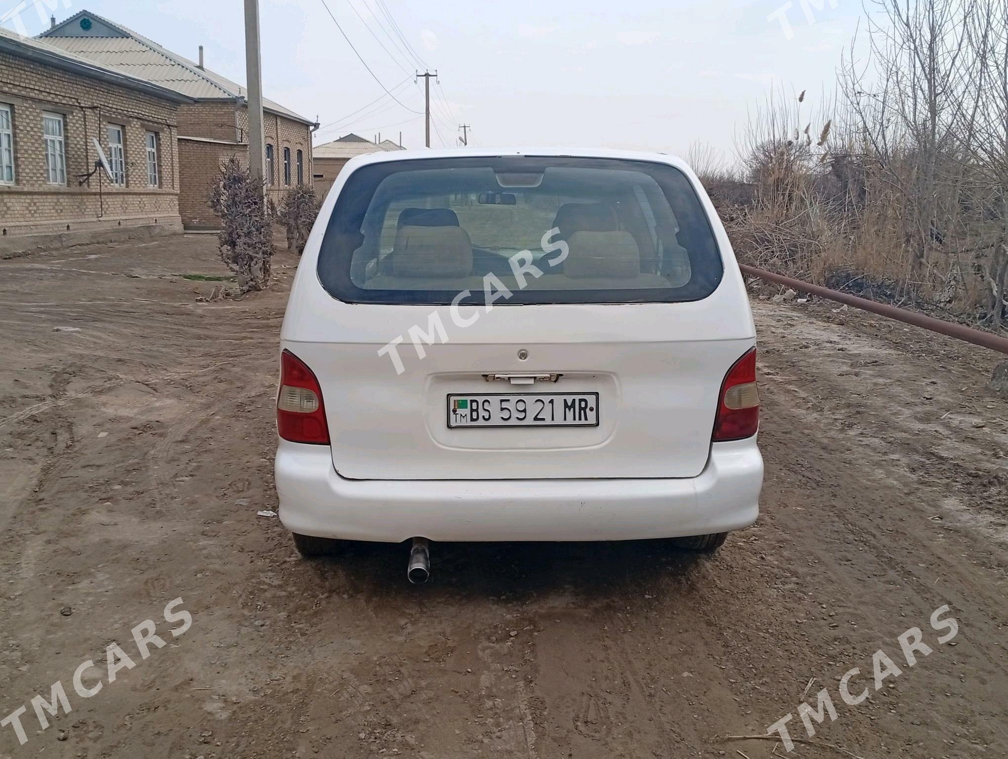 Kia Carnival 2005 - 55 000 TMT - Baýramaly - img 4