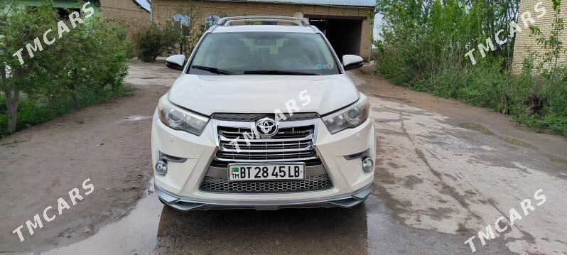 Toyota Highlander 2016 - 420 000 TMT - Сакар - img 4