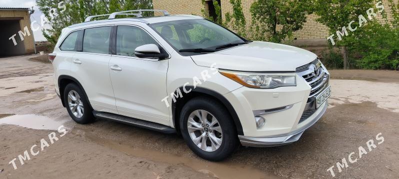 Toyota Highlander 2016 - 420 000 TMT - Сакар - img 3