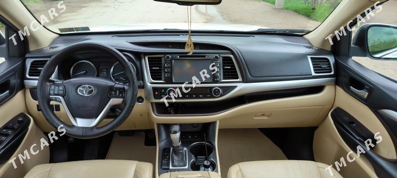 Toyota Highlander 2016 - 420 000 TMT - Сакар - img 2